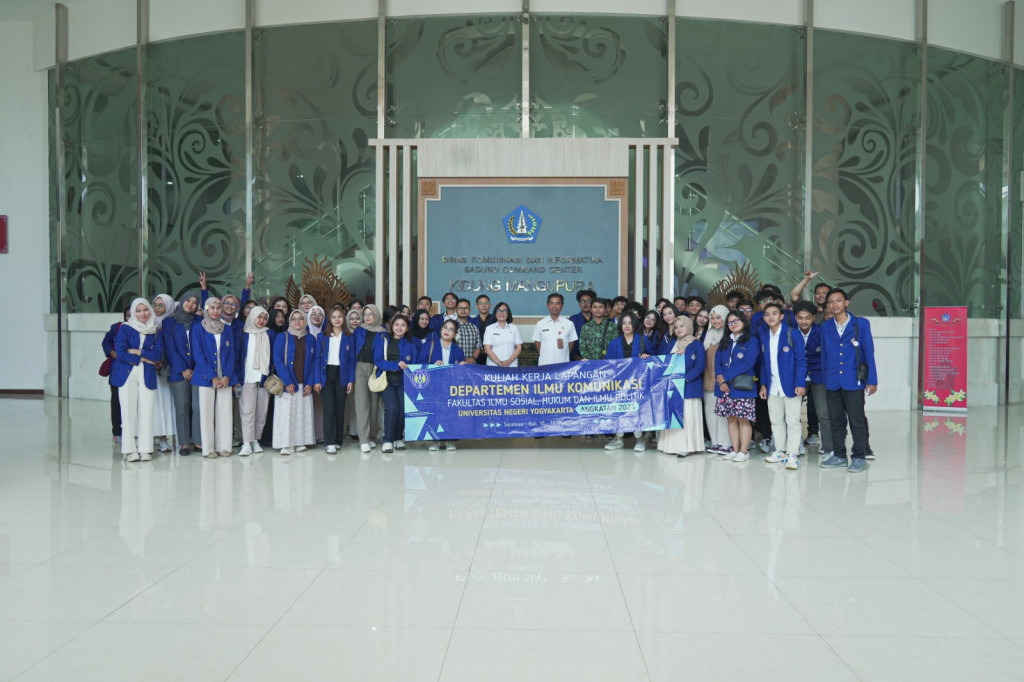 UNY DALAM KUNJUNGAN KERJA